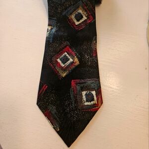 Botany 500 necktie geometric design